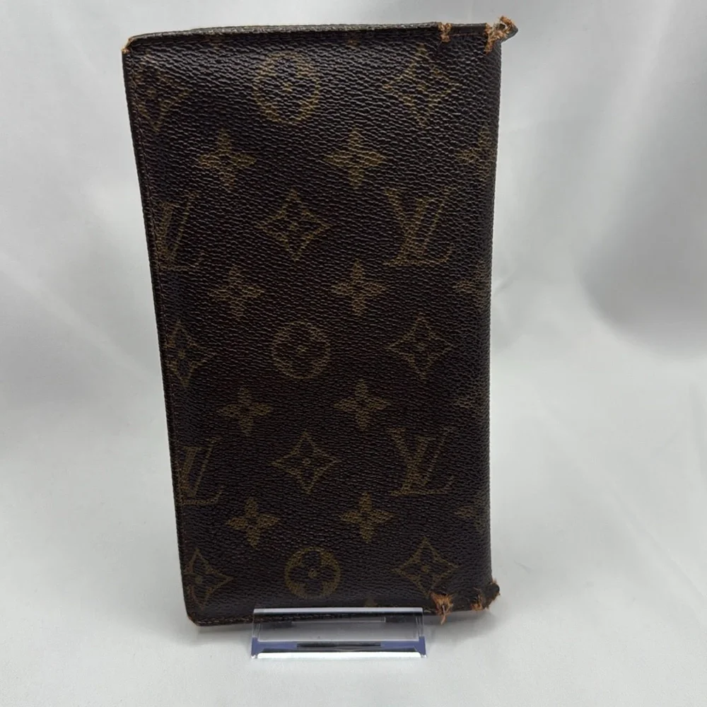 Louis Vuitton Brown Monogram CheckBook/ Long Wallet | Men’s | Pre-Owned |